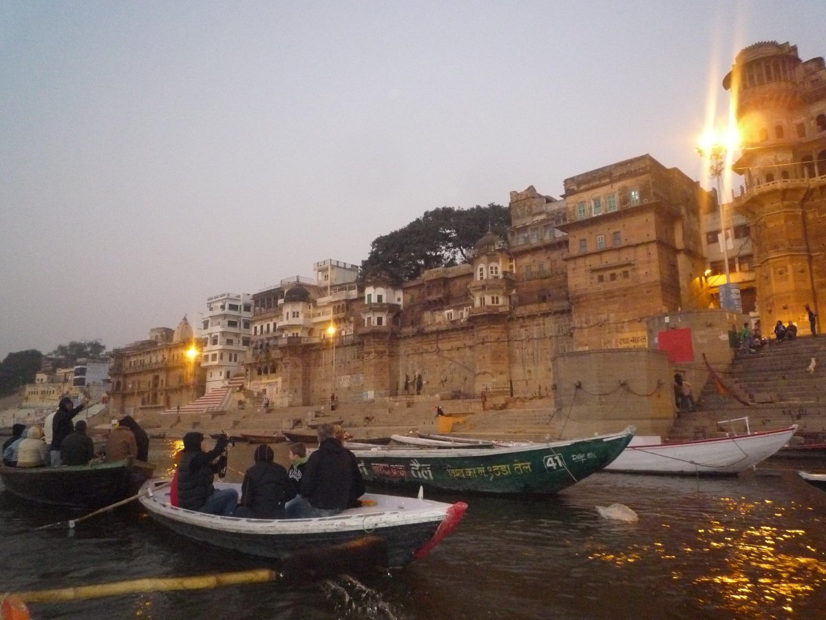 Sunrise - Bank of river Ganga28